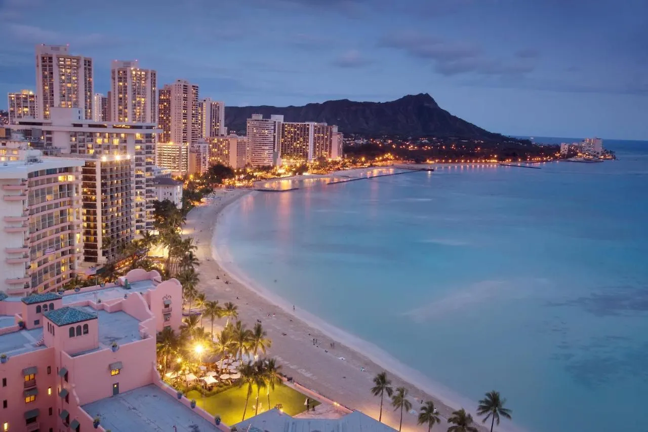 Retro Oasis Hawaiian King Apartment Condo Honolulu